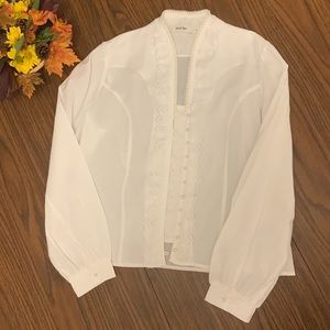 Simple Retro button down blouse - Medium.